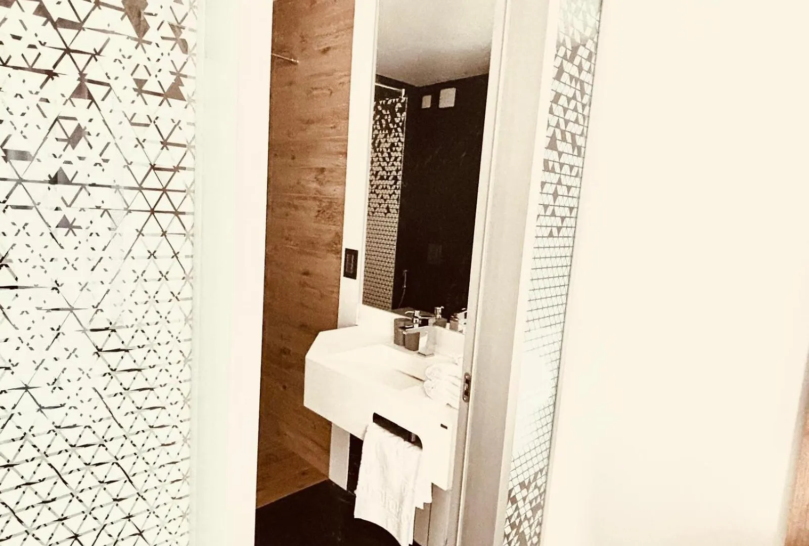 Cm111Apparthotel Bukarest Aparthotel