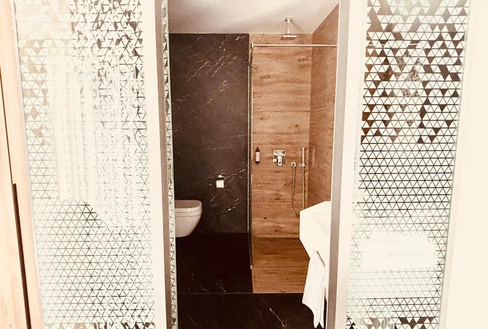 Cm111Apparthotel Bukarest Aparthotel