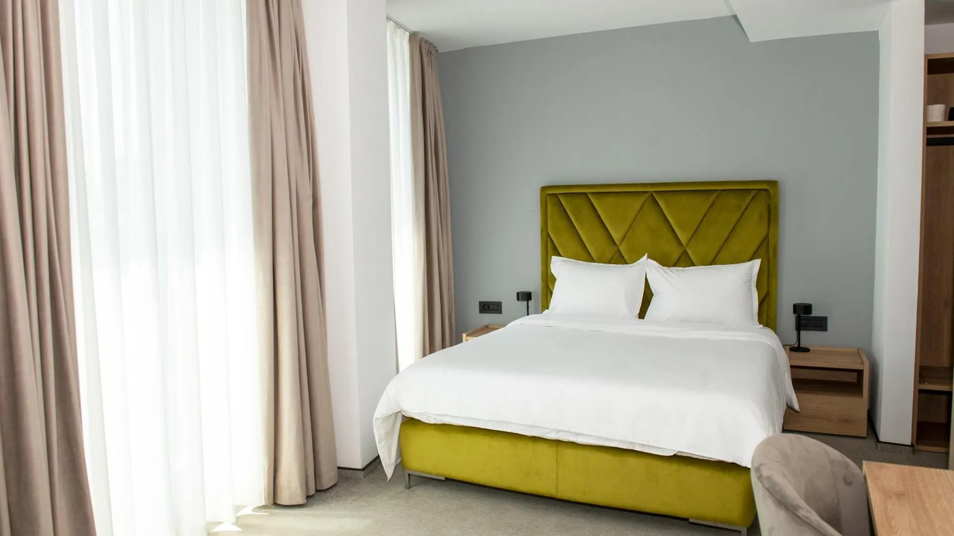 Cm111Apparthotel Bukarest Aparthotel