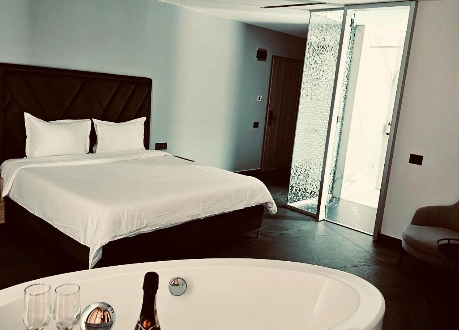 *** 아파트호텔 Cm111Apparthotel 부쿠레슈티 루마니아