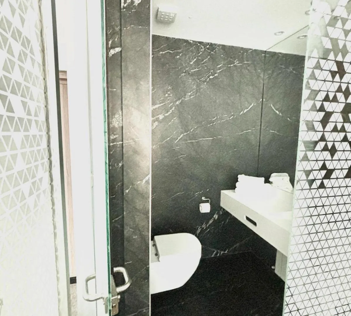 Cm111Apparthotel 부쿠레슈티 루마니아