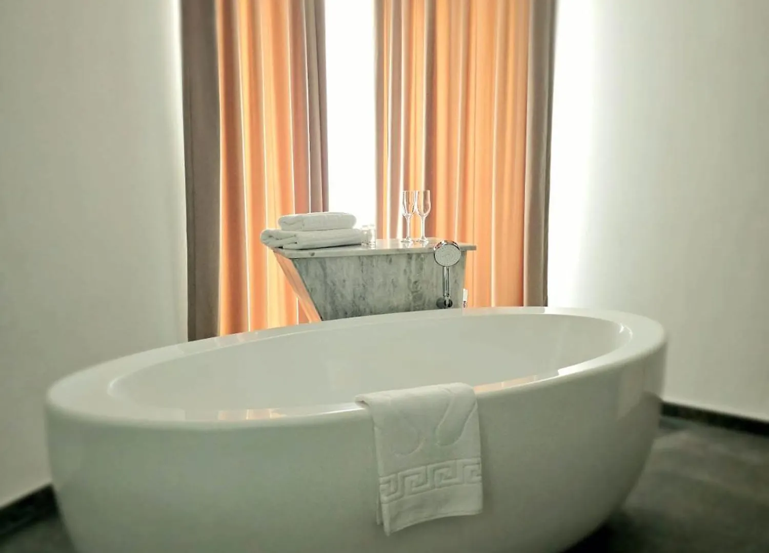 Cm111Apparthotel 부쿠레슈티 3*,  루마니아