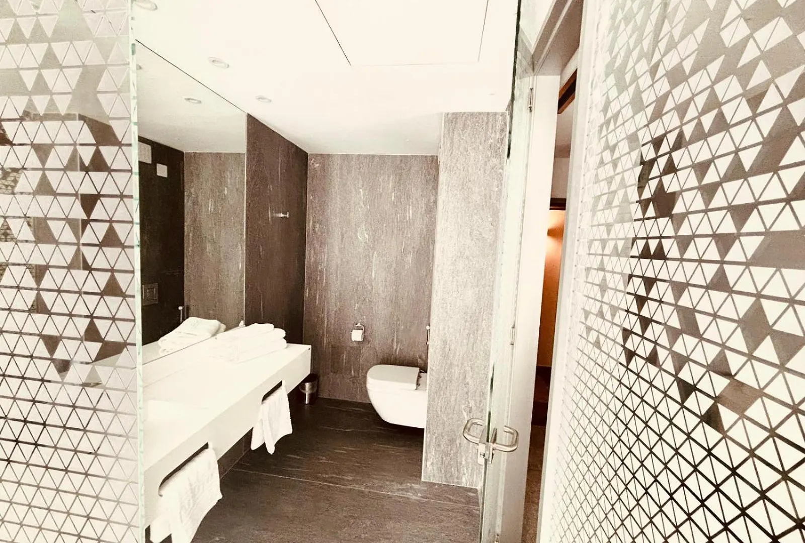 Cm111Apparthotel 부쿠레슈티 3*,  루마니아