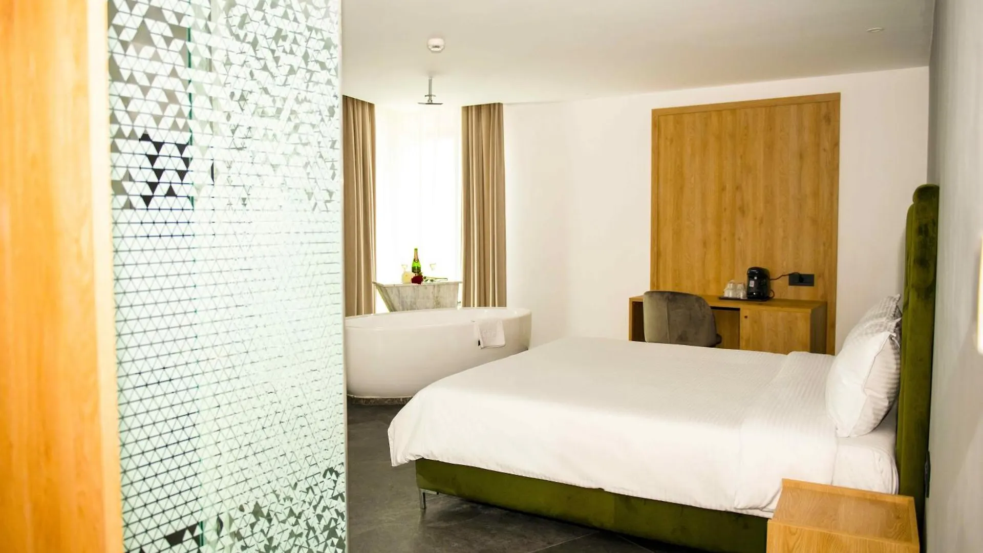 Cm111Apparthotel 부쿠레슈티 루마니아