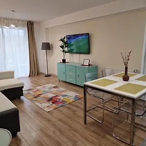 Golden Airport Apartamento
