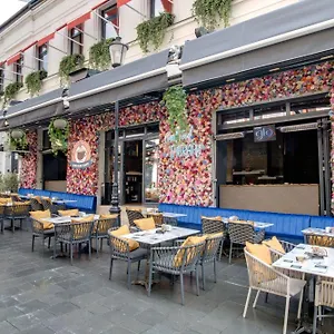 Hotell Forty One, Bukarest