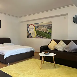 Tranzzit Airport Apartamento