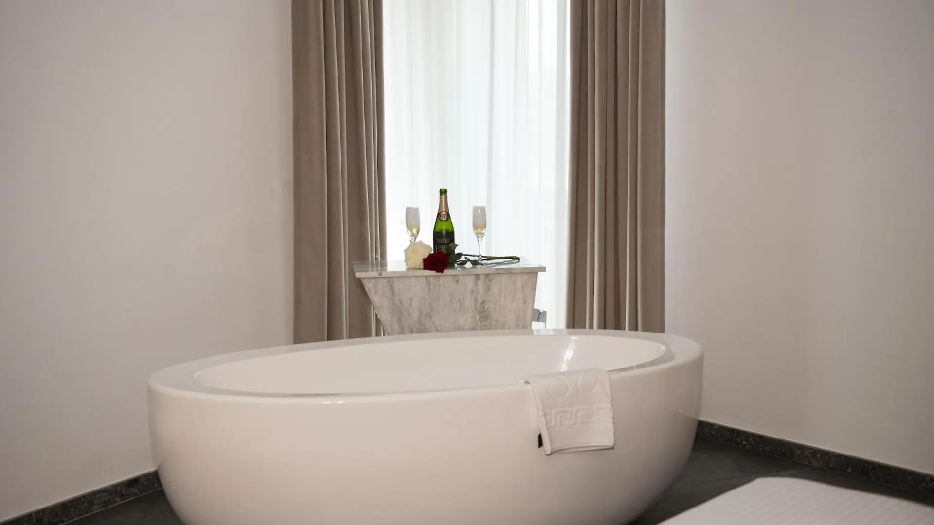 Cm111Apparthotel Bucharest Aparthotel